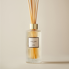 Load image into Gallery viewer, Aspen - Luxury Fall Reed Diffuser - Home Decor & Gifts