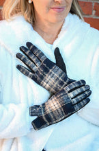 Load image into Gallery viewer, Dawn Plaid Glove - Soft & Cozy - Fall 2025: Black