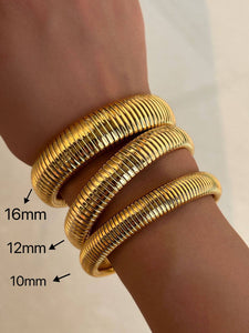 18K Gold Plated Bangle Bracelet: 10mm