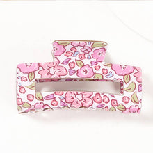 Load image into Gallery viewer, JUMBO FLORAL RECTANGLE HAIR CLAW CLIPS | 40H936: B
