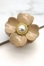 Load image into Gallery viewer, PEARL FLOWER HAIR CLAW CLIPS | 40H496: IVORY
